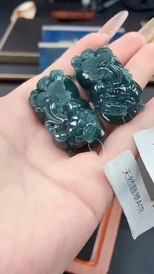 翡翠未镶嵌颈饰DLZ25081951多样性发其一