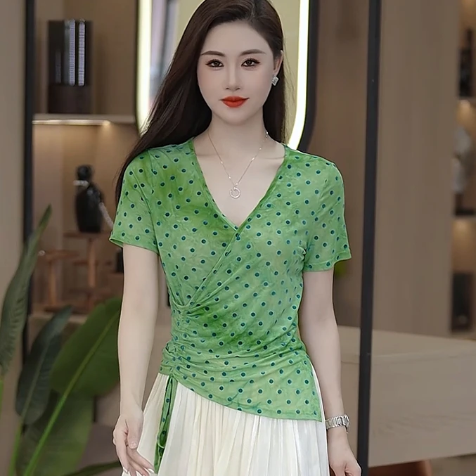 V领收腰上衣女夏季爆款法式网纱波点短袖T恤褶皱轻薄修身显瘦小衫