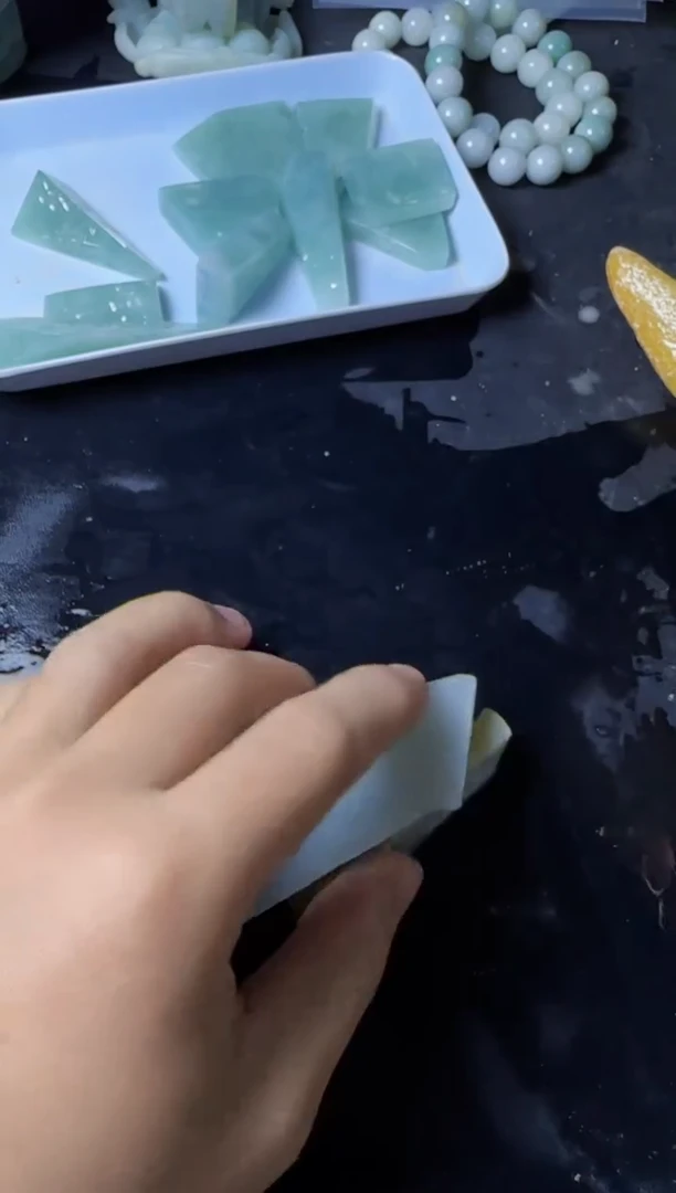 【闪购商品】翡翠颈饰未镶嵌138翡翠