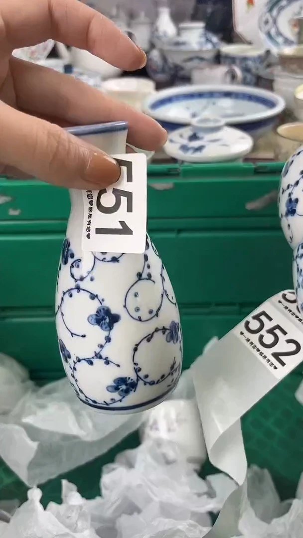 飞*551
