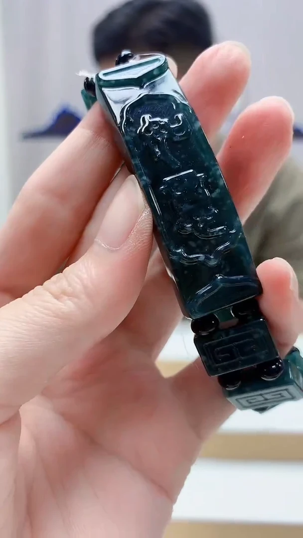 未镶嵌定制翡翠4917zm-毛货挂件75