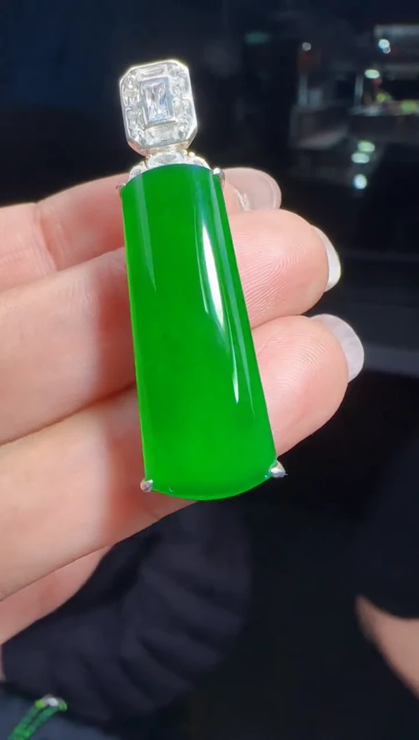 未镶嵌定制翡翠翡翠吊坠292