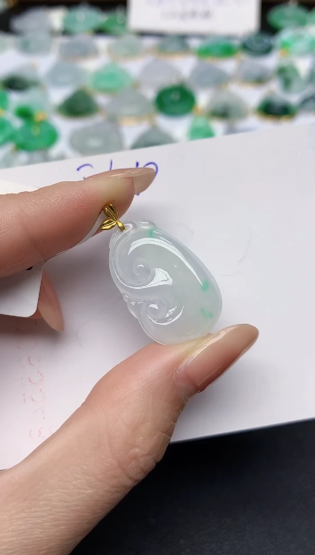 颈饰18K金镶嵌翡翠天然缅甸A货翡翠百元以上9元证书费自理