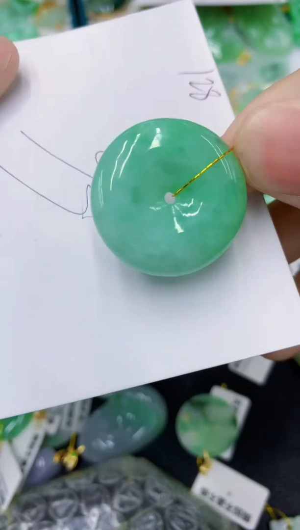 颈饰未镶嵌翡翠111111111111
