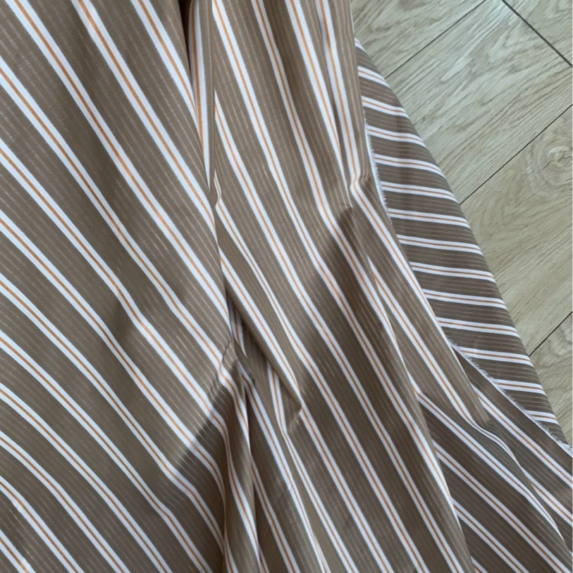 1MF秒杀 意大利织造 纯棉面料深咖色竖向条纹服装布 幅宽140CM