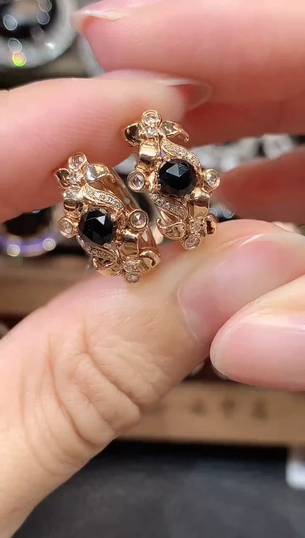 18K金镶嵌翡翠耳饰D19  多样性发一对