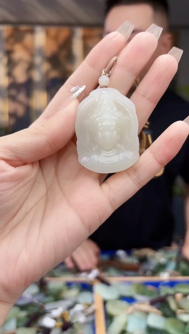 和田玉未镶嵌挂件拍一发一