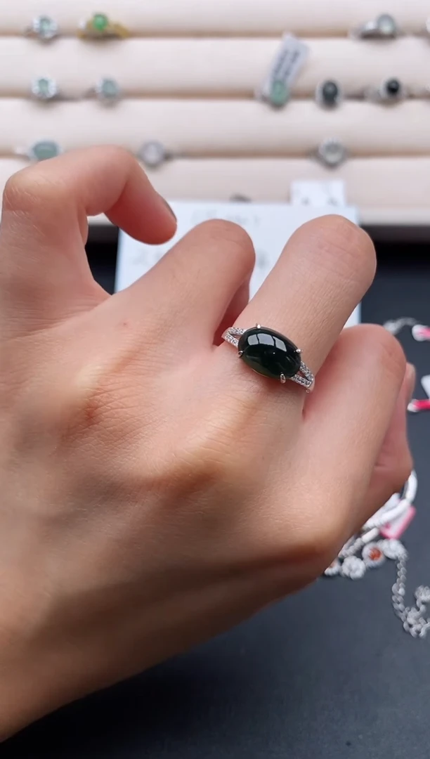 银S925镶嵌戒指翡翠3333333+8