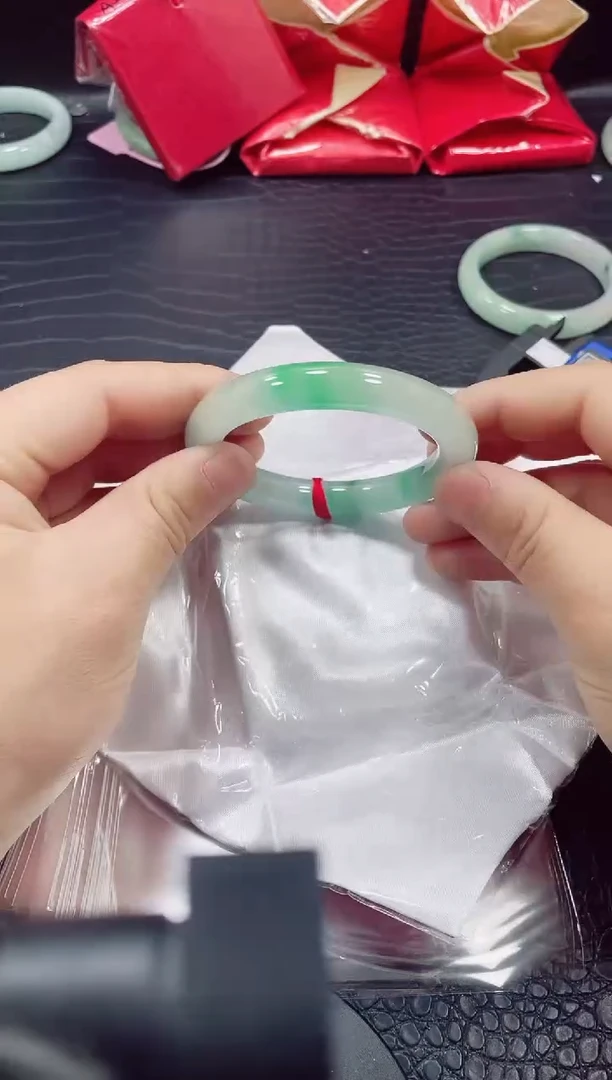 非金属无小哥46号手镯57.7圈口圆条