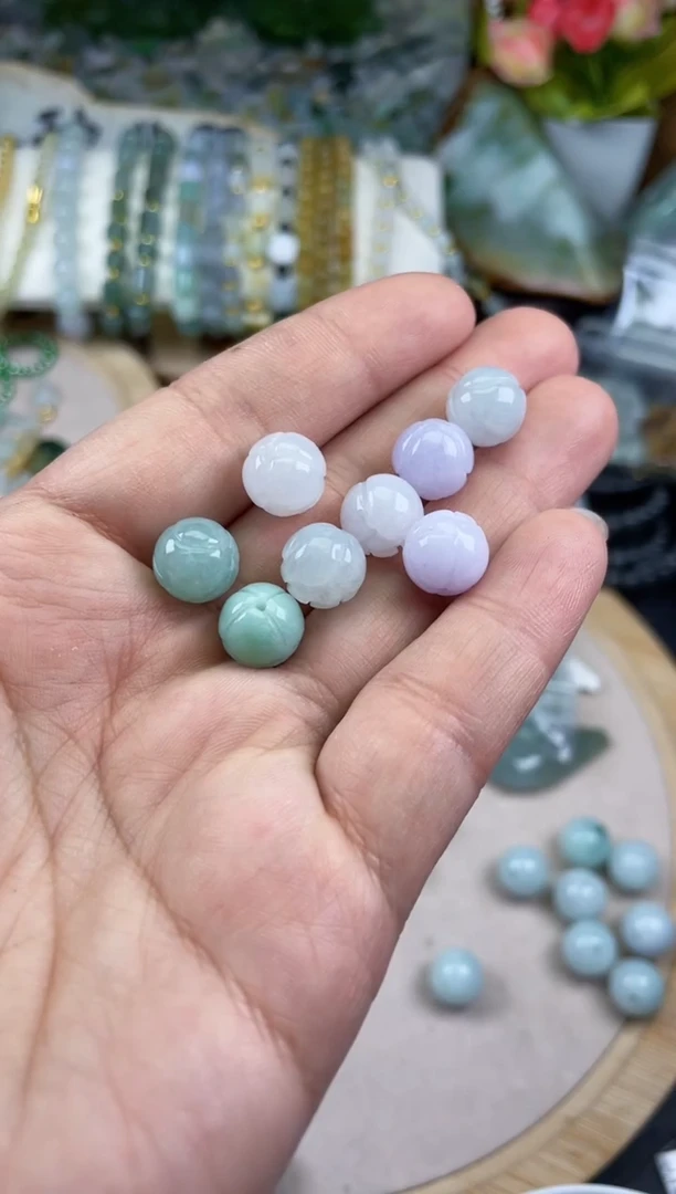 【闪购商品】翡翠颈饰未镶嵌天然翡翠8颗89