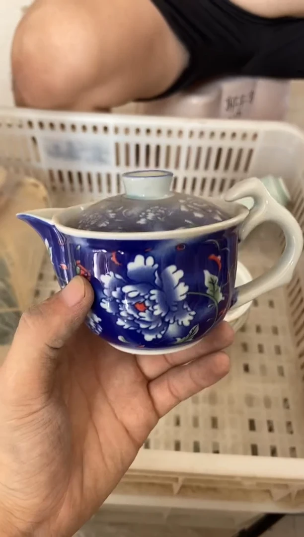 无运费险有瑕疵的摄影的产品有使用过的痕迹有点脏介意勿拍