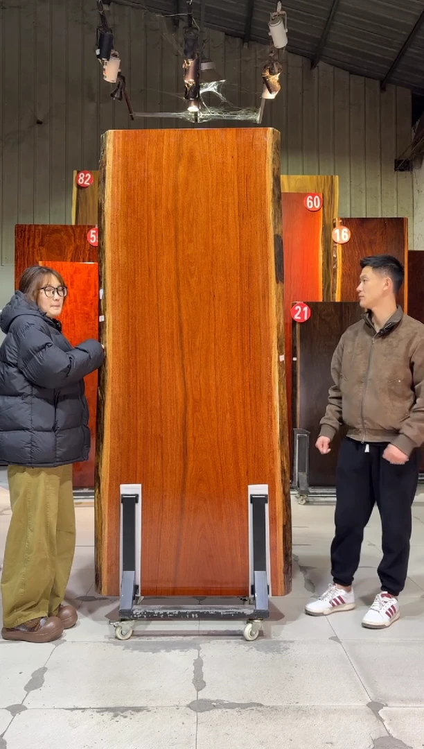 木刚果花大板尺寸：215*85*90*8