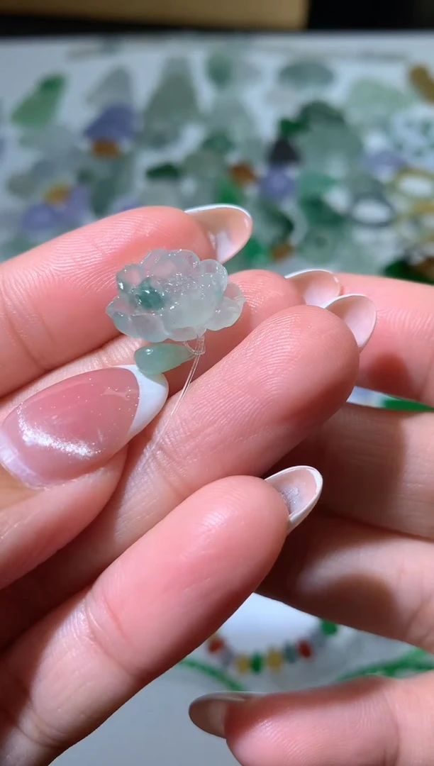 未镶嵌定制翡翠毛货