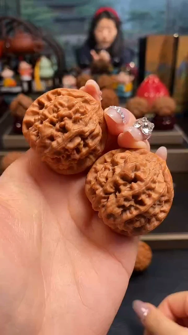 【闪购商品】文玩核桃把件H19龙墩39