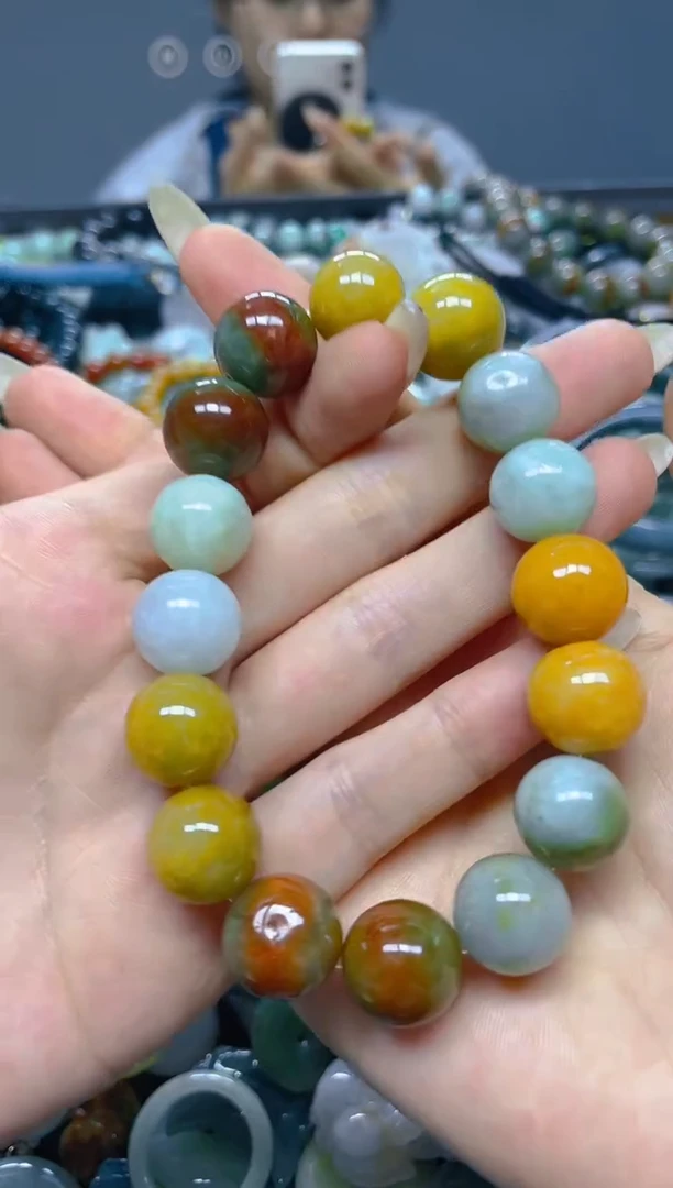 颈饰未镶嵌翡翠13MM/ U /翡翠A货，一件也是批发价