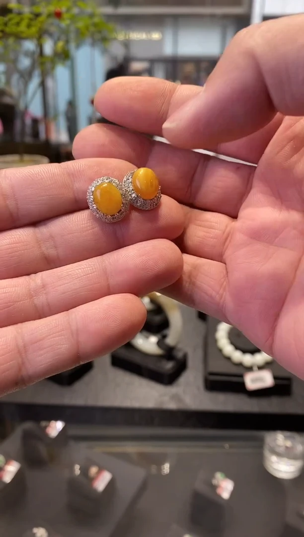 【闪购商品】蜜蜡耳饰未镶嵌实体店福利