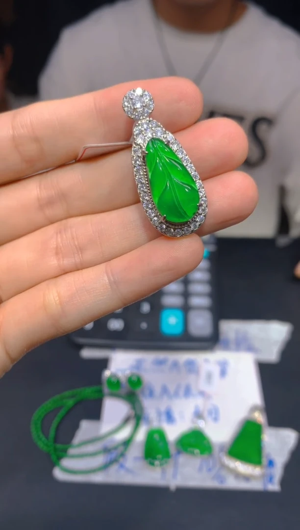 定制翡翠未镶嵌255多样性发货（发其一）