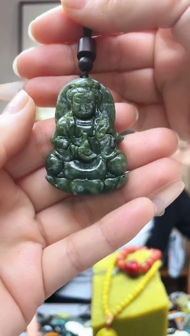 未镶嵌岫玉吊坠·