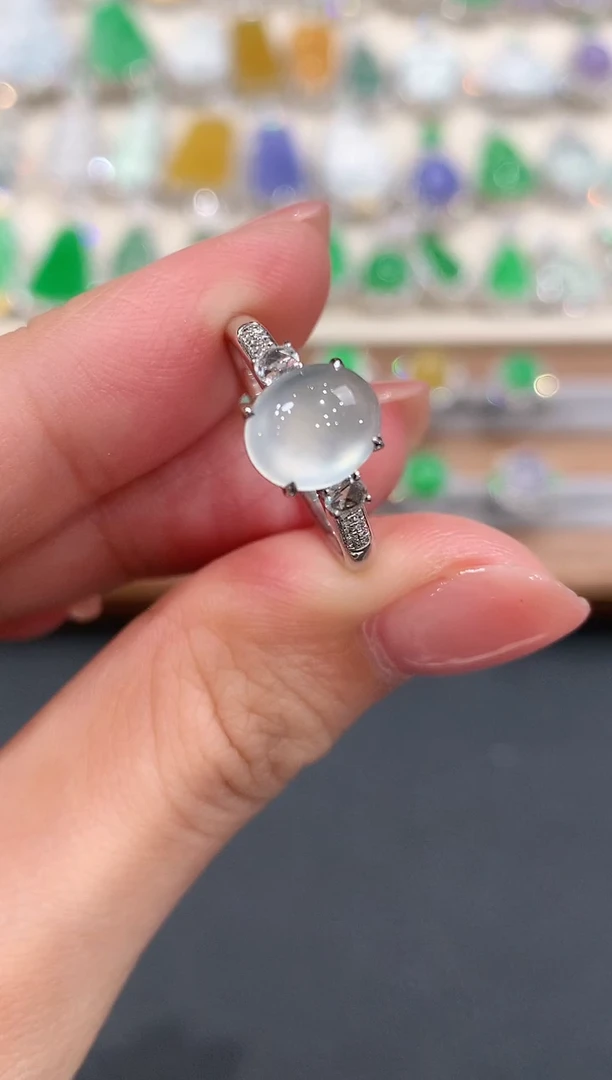 18K金镶嵌戒指翡翠a30