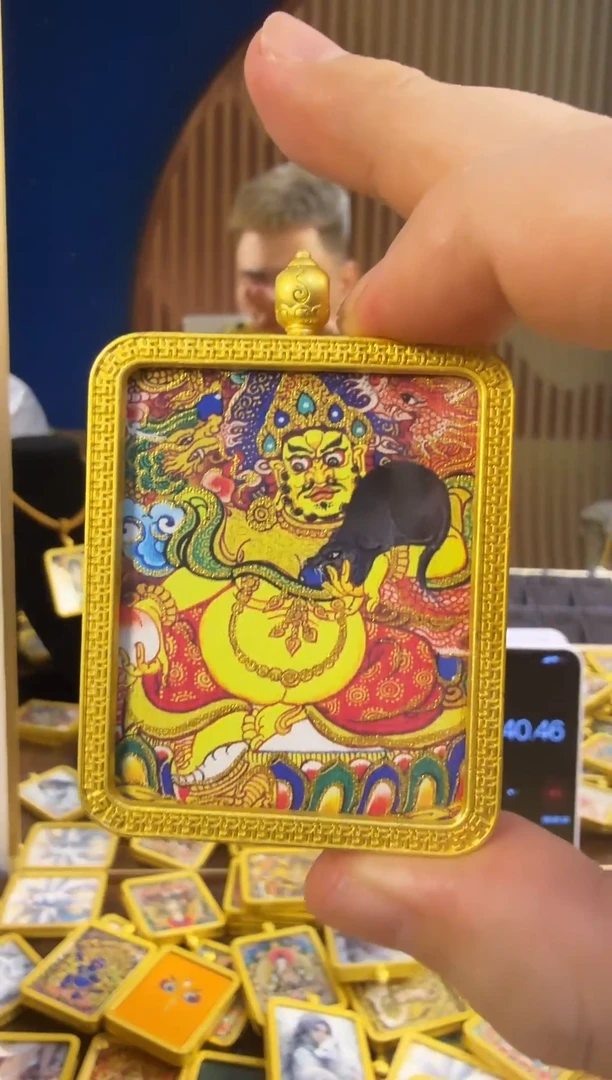 吊坠唐卡半手绘描金
