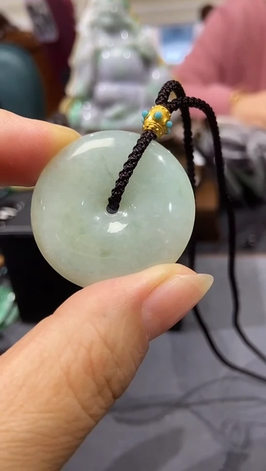 颈饰未镶嵌翡翠瑶**?吊坠