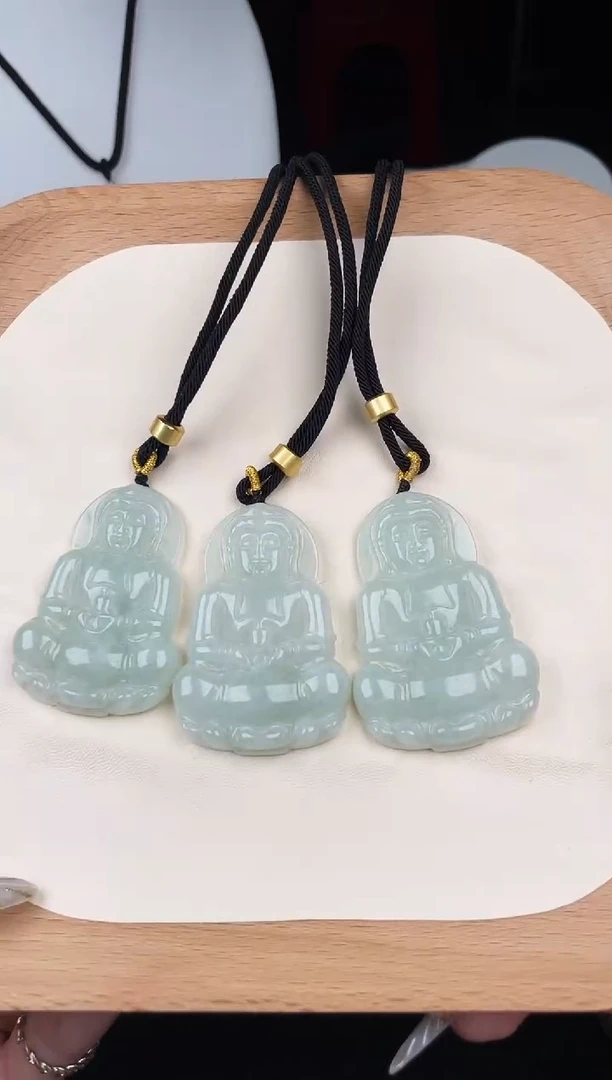 颈饰未镶嵌翡翠Y5A080油果绿观音+送同款绳子（多样性发其一）