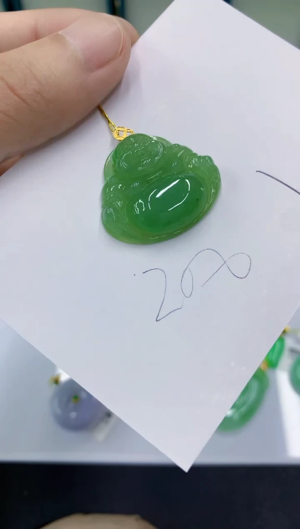 颈饰18K金镶嵌翡翠翡翠