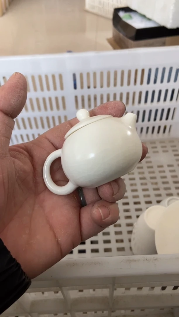 杯无运费险有瑕疵的摄影的产品有使用过的痕迹有点脏介意勿拍