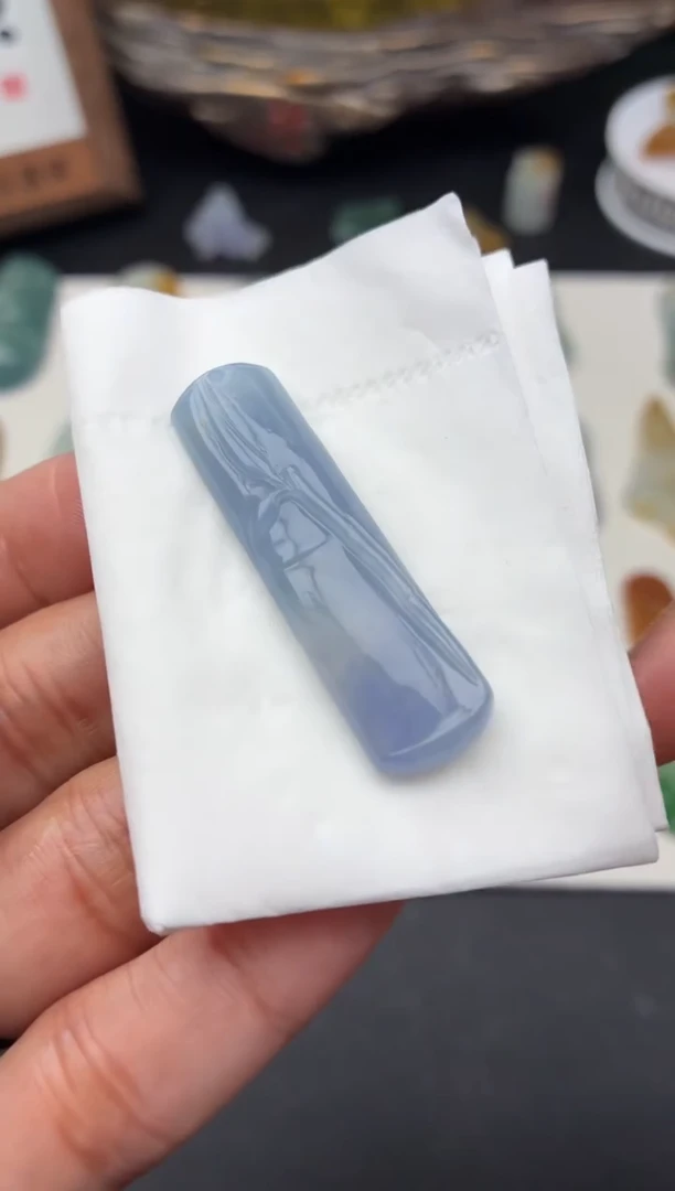 未镶嵌定制翡翠翡翠