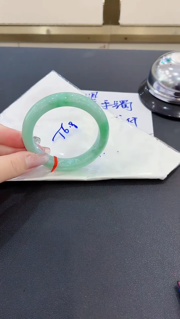 未镶嵌手镯翡翠翡翠手镯56.8