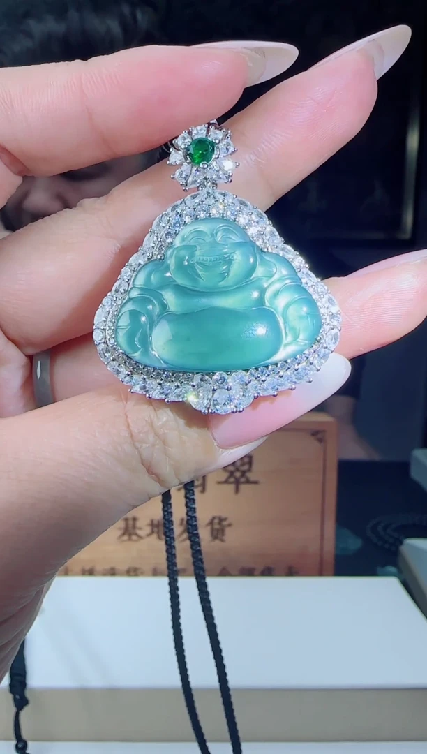 【闪购商品】翡翠颈饰银S925镶嵌多样性随机一件发货