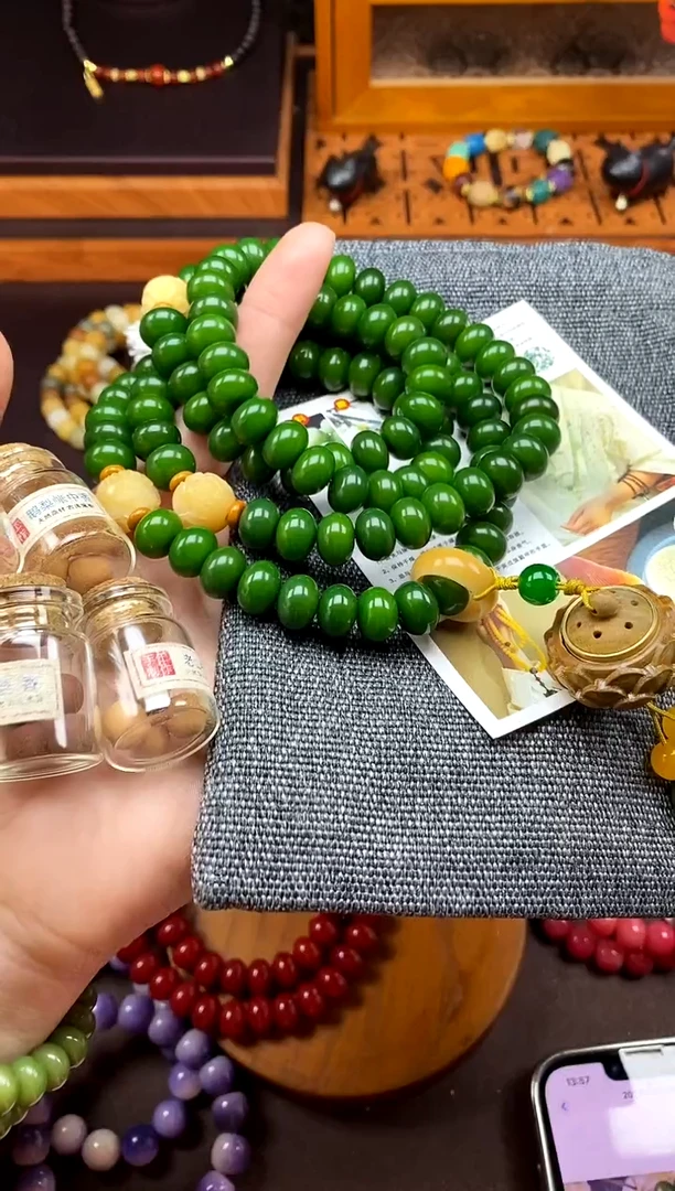 【闪购商品】白玉菩提手串绿菩提108多圈 香盒款+香丸