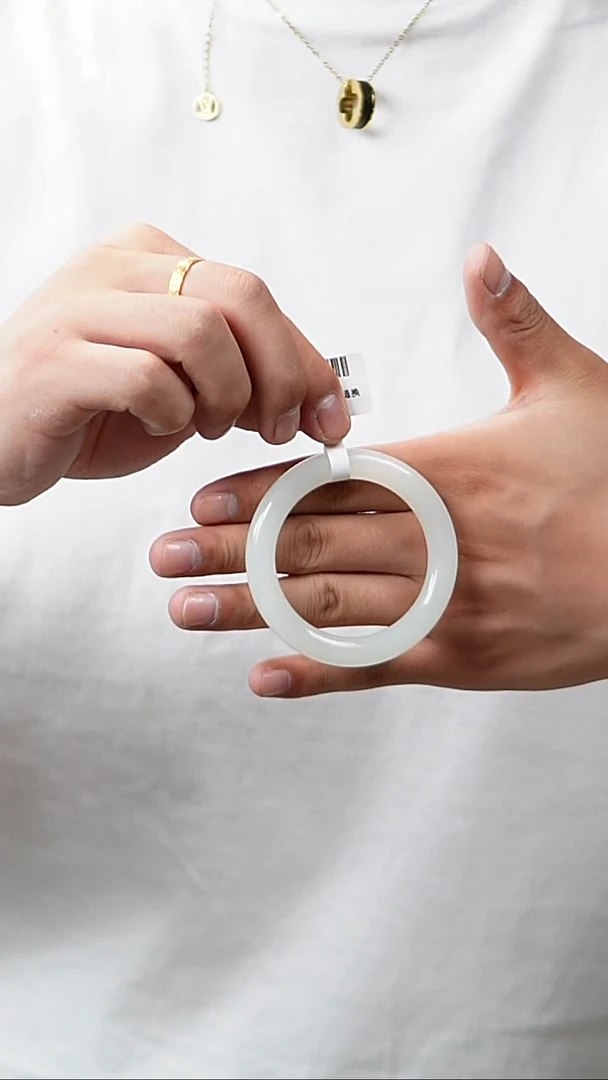 【闪购商品】和田玉手镯未镶嵌50-51冰白胖圆