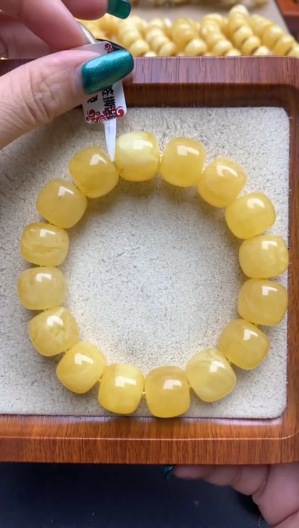 【闪购商品】蜜蜡珠宝奇石未镶嵌60