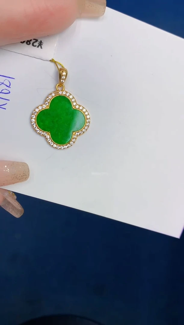 颈饰未镶嵌翡翠缅甸天然翡翠A货