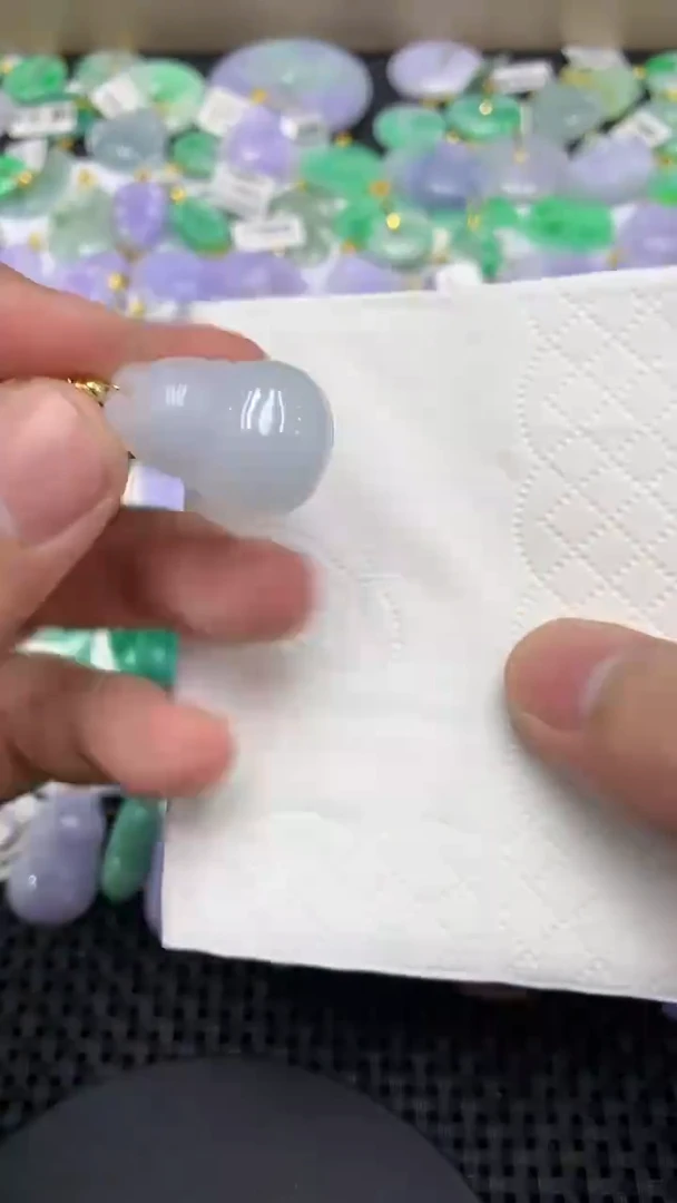 颈饰未镶嵌翡翠天然缅甸翡翠A货