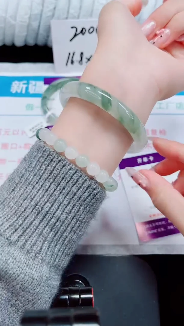 未镶嵌手镯石英质玉16-56/57
