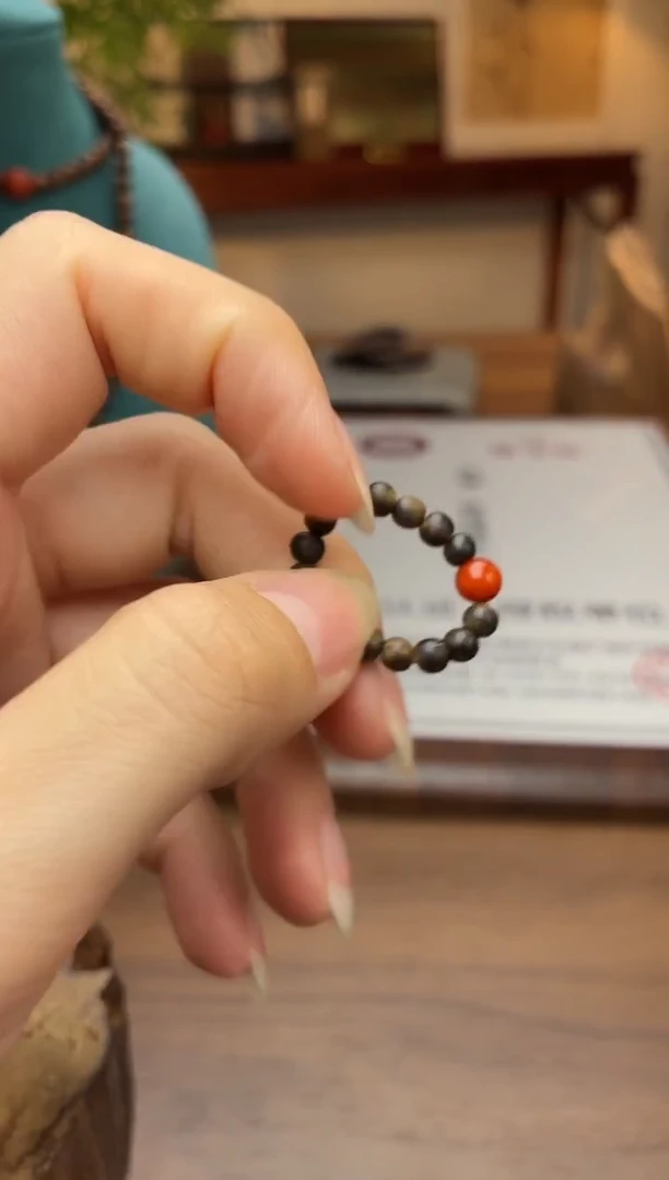 沉香沉香碎屑白棋戒指