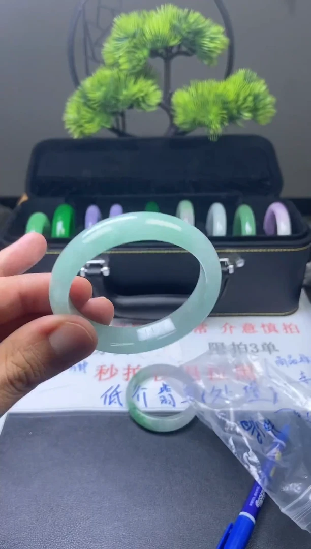圈口51.7缅翠手镯，所见即所得