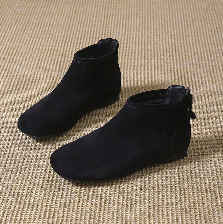 2025新款冬季加绒短靴女平底黑色瘦瘦靴子秋冬法式女鞋冬季加绒