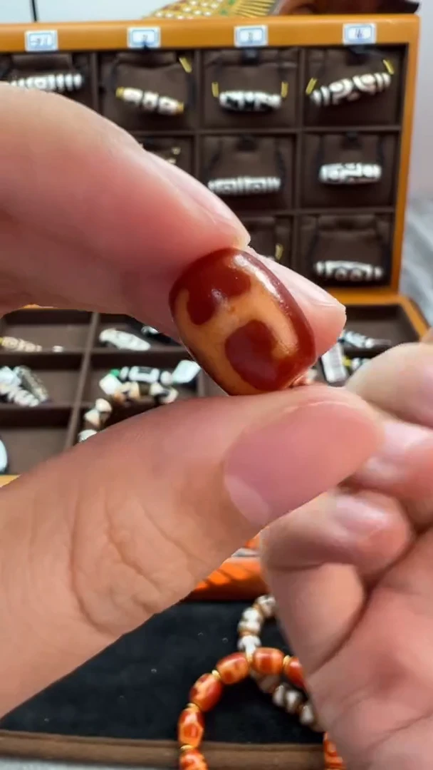 玛瑙/玉髓（覆膜）颈饰未镶嵌137（微瑕随机发货）