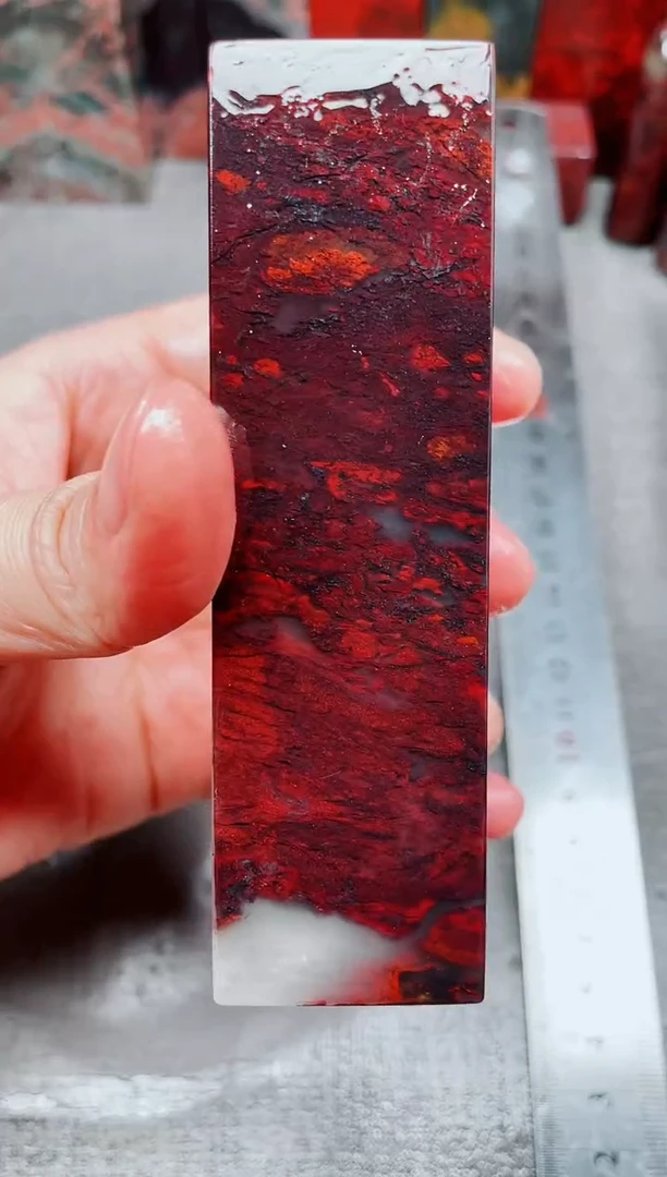 桂林鸡血玉素章3.0左右12