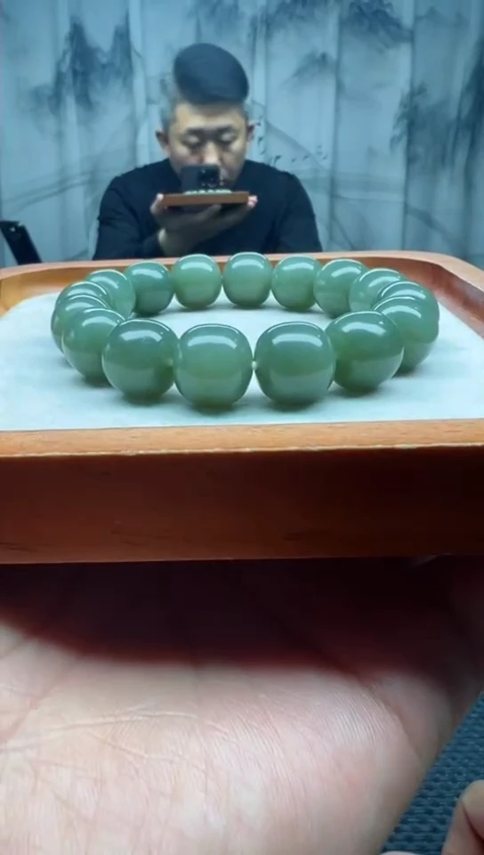 未镶嵌手串和田玉且末冰瓷蓝老邢卡14纯天然拍一发一