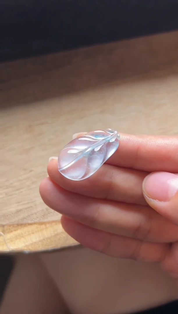 定制翡翠未镶嵌白冰飘蓝树叶22000+1100-lxh148