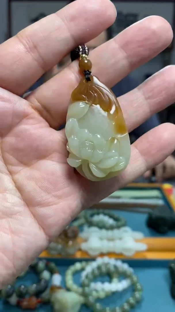 颈饰未镶嵌和田玉88