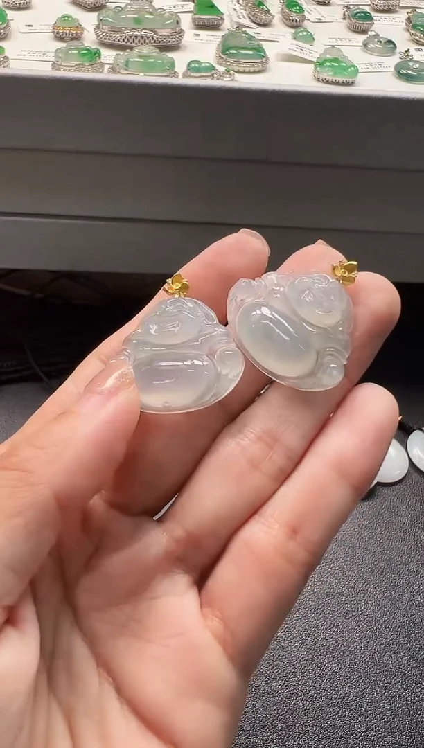 颈饰18K金镶嵌翡翠KCYX111002