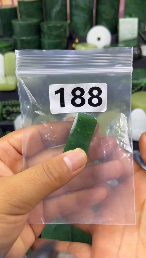 未镶嵌和田玉珠宝半成品无事牌