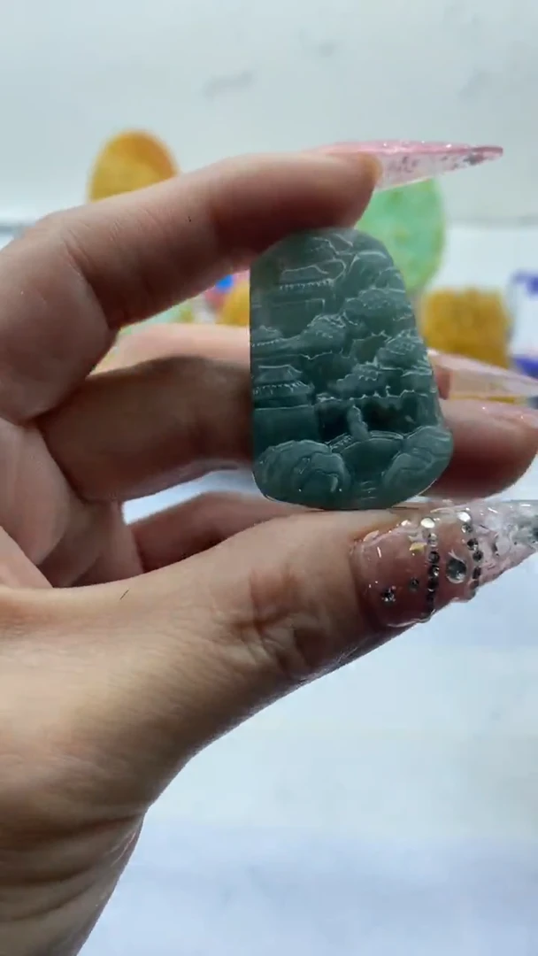 【闪购商品】翡翠颈饰未镶嵌挂件