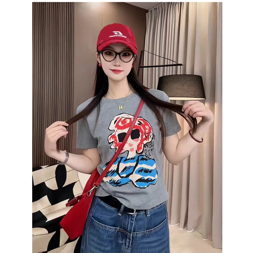 韩系女孩印花设计感小众正肩短袖t恤女2025女装独特别致宽松上衣