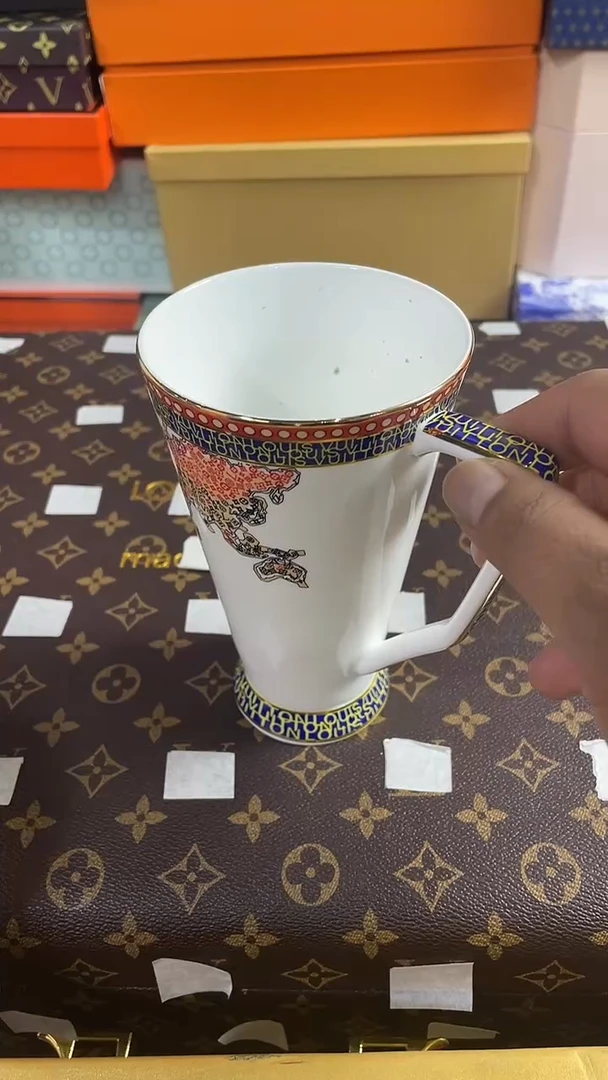 杯鸿辉家品牌瓷器，京东包邮！